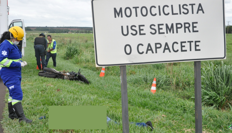 Imagem de compartilhamento para o artigo Motociclista morre ao colidir contra placa na MS-306 próximo a Cassilândia da MS Todo dia